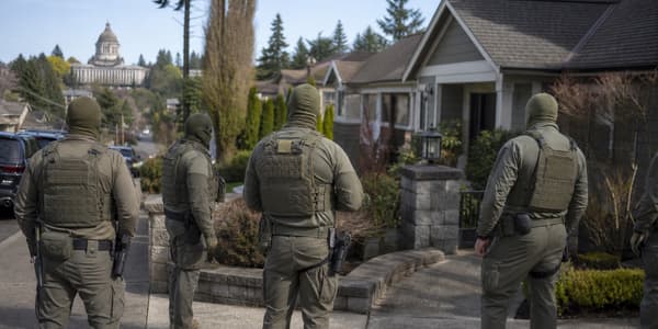 Yakima Man Arrested for Threatening to Open Fire on ICE Agents With AR-15
