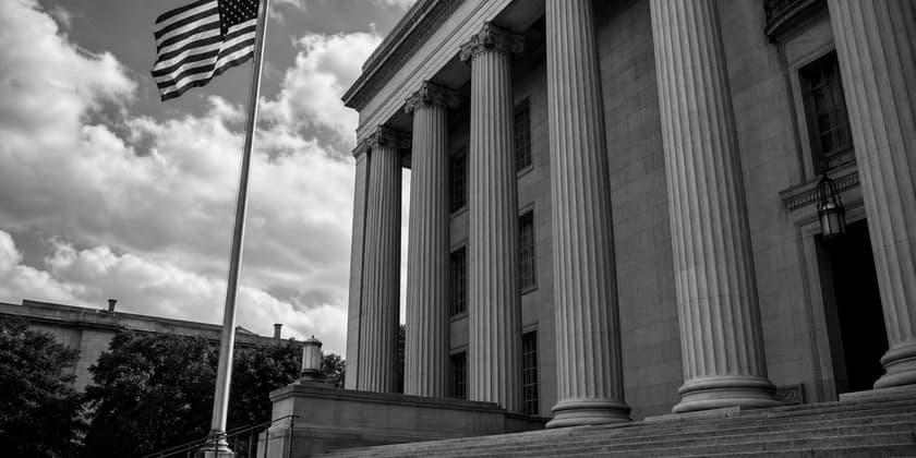 Clinton Judge Demands Cabinet Oaths to Block Anti-Weaponization Fund