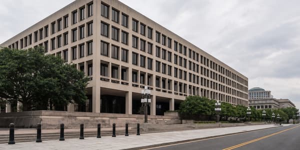 Labor Department threatens to withhold funds from governors over unemployment fraud